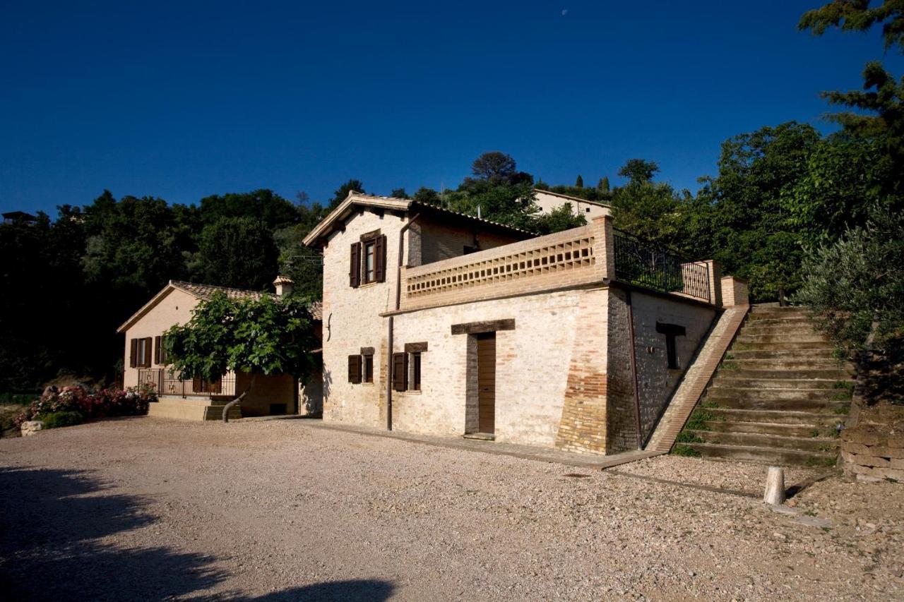 Agriturismo Il Girasole Montefalco Eksteriør billede