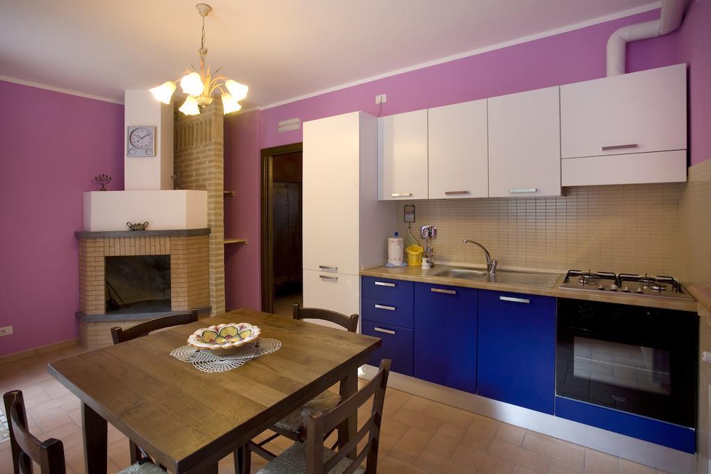 Agriturismo Il Girasole Montefalco Værelse billede